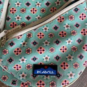 Kavu crossbody bag